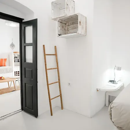 1906 Cave Apartman